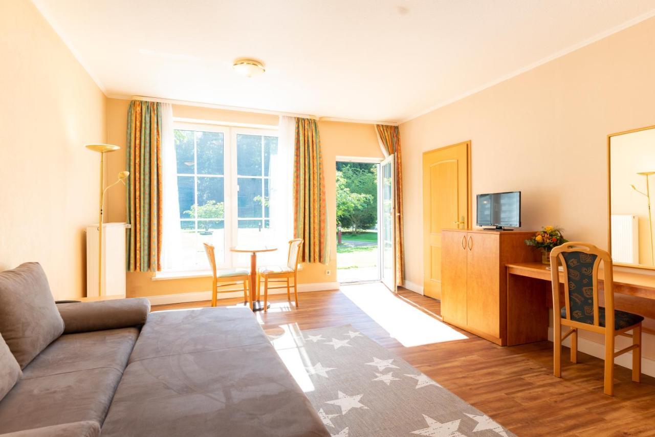 Waldhotel Humboldtsee 3*