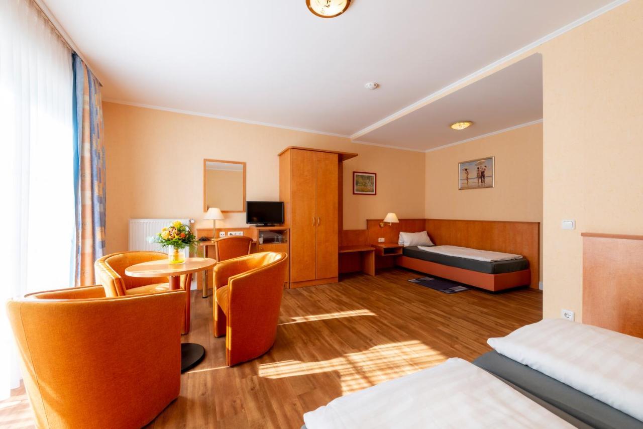 Hotel Waldhotel Humboldtsee 3*